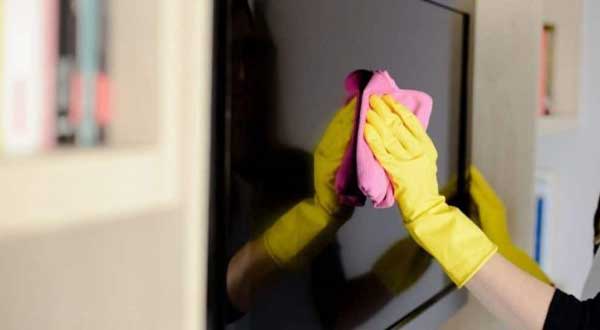 تعمیر تلویزیون دوو تمیز کردن تلویزیون دوو