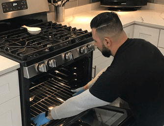 تعمیر اجاق گاز دوو در آشپزخانه