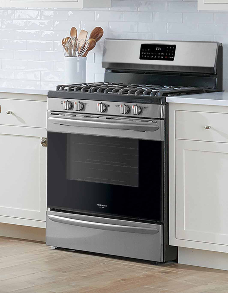 اجاق گاز دوو در آشپزخانه